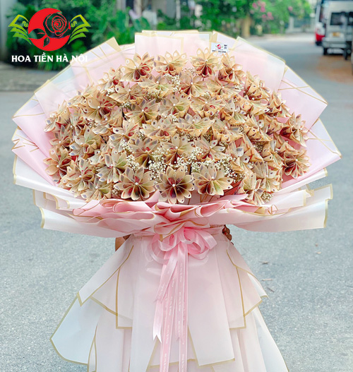 Bó hoa tiền kết hoa kiểu mới