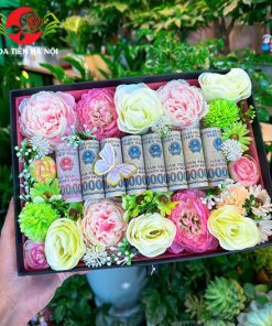 Hộp hoa tiền 10 tờ tiền mix hoa lụa cao cấp