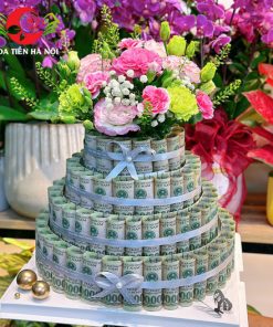 Bánh sinh nhật bằng tiền 100 tờ 100k